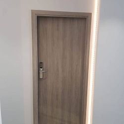 Ușă metalică de intrare în apartament